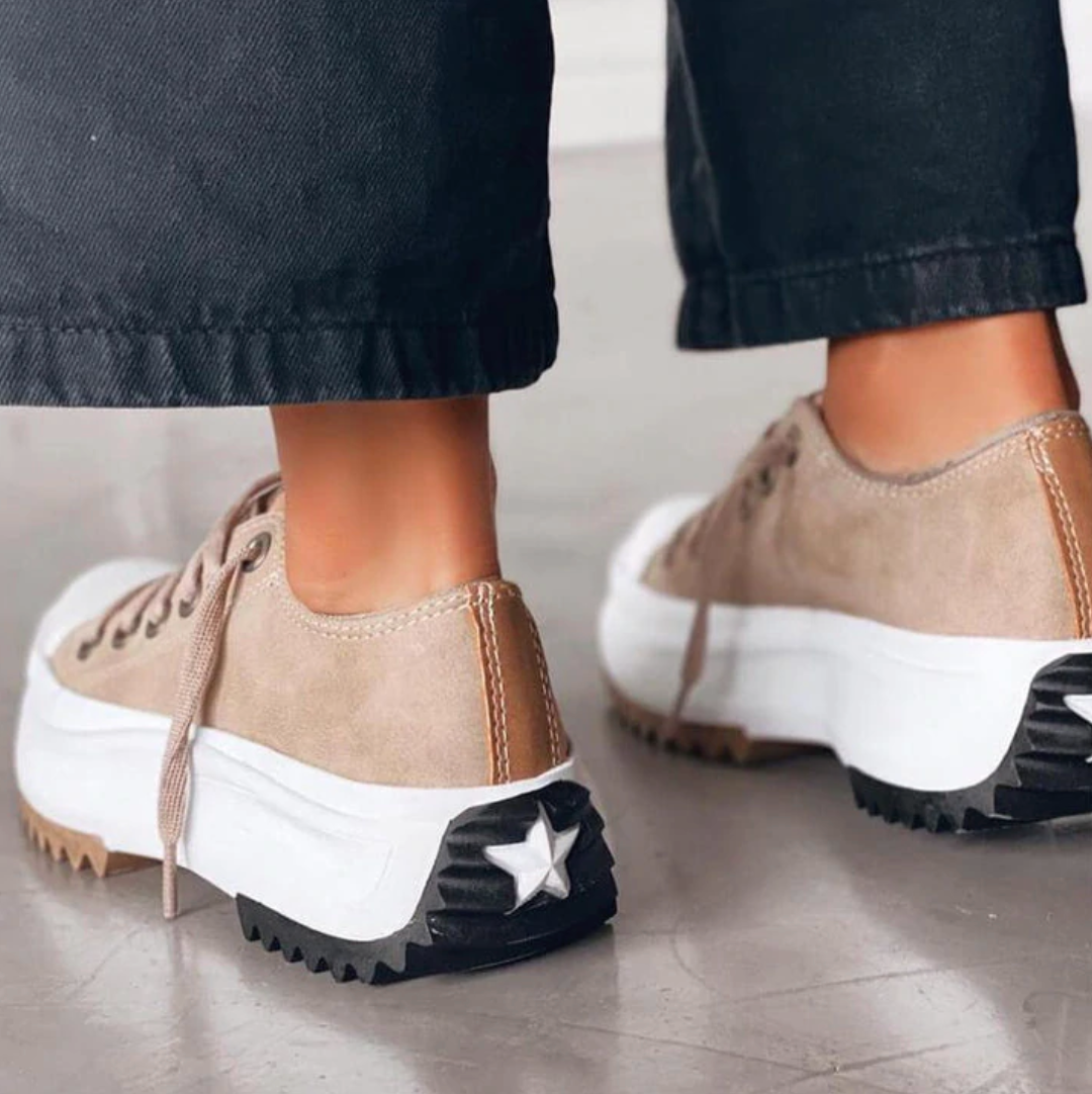 'Charlie' Low-top Sneakers